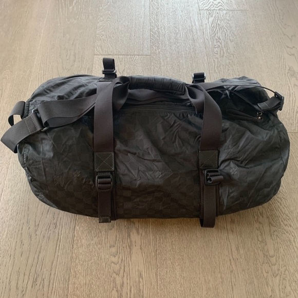 Limited Edition Louis Vuitton Duffle bag Graphite - Picture 10 of 13